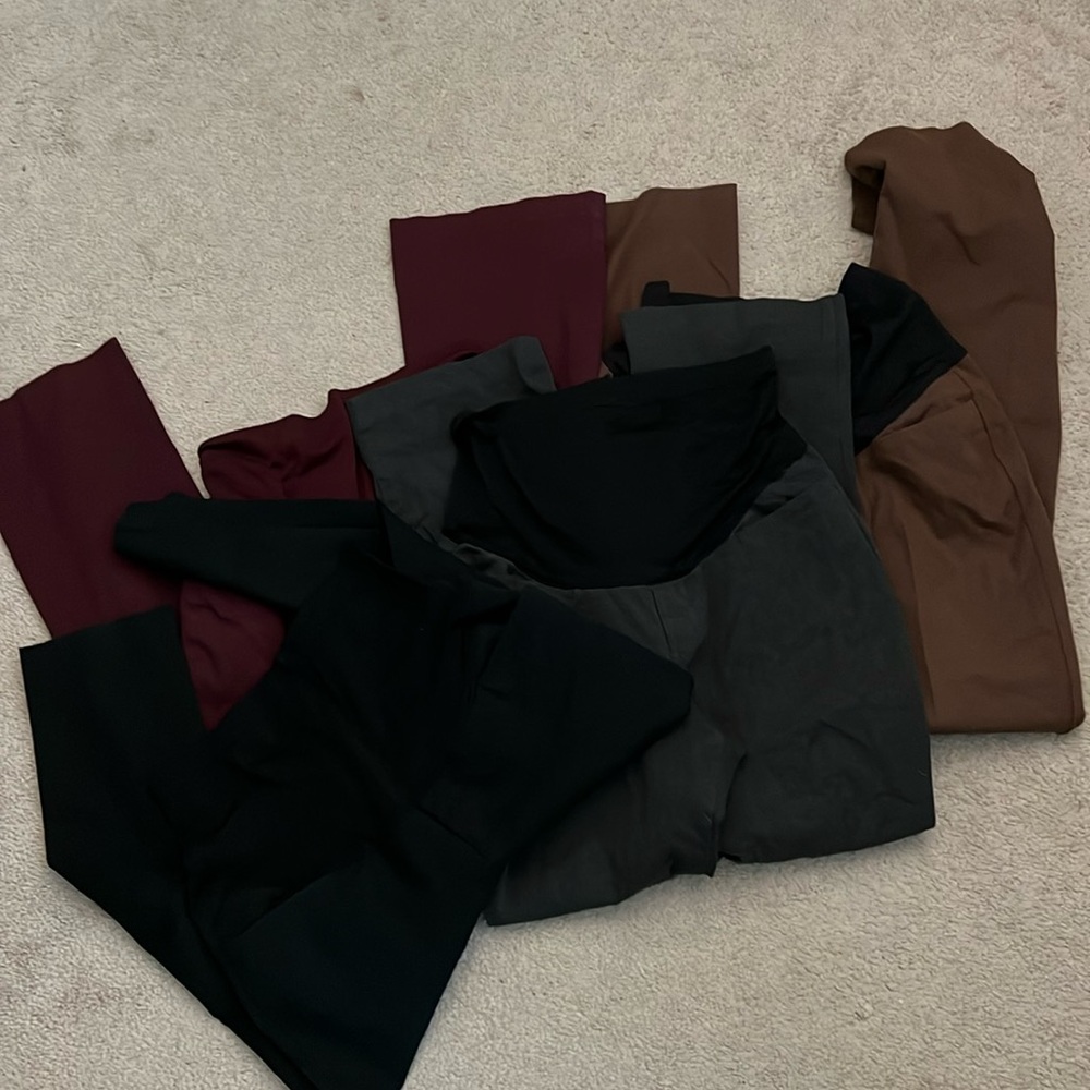 Old Navy Pixie Maternity pants lot size 12 M